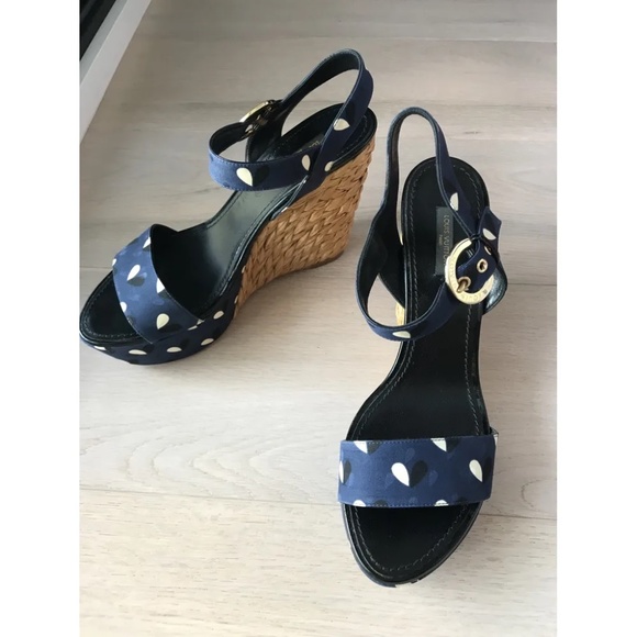 AUTHENTIC Louis Vuitton "Tuileries" sandals - Picture 9 of 16